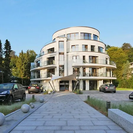 White Pearl 3.11 تيميندورفير ستراند